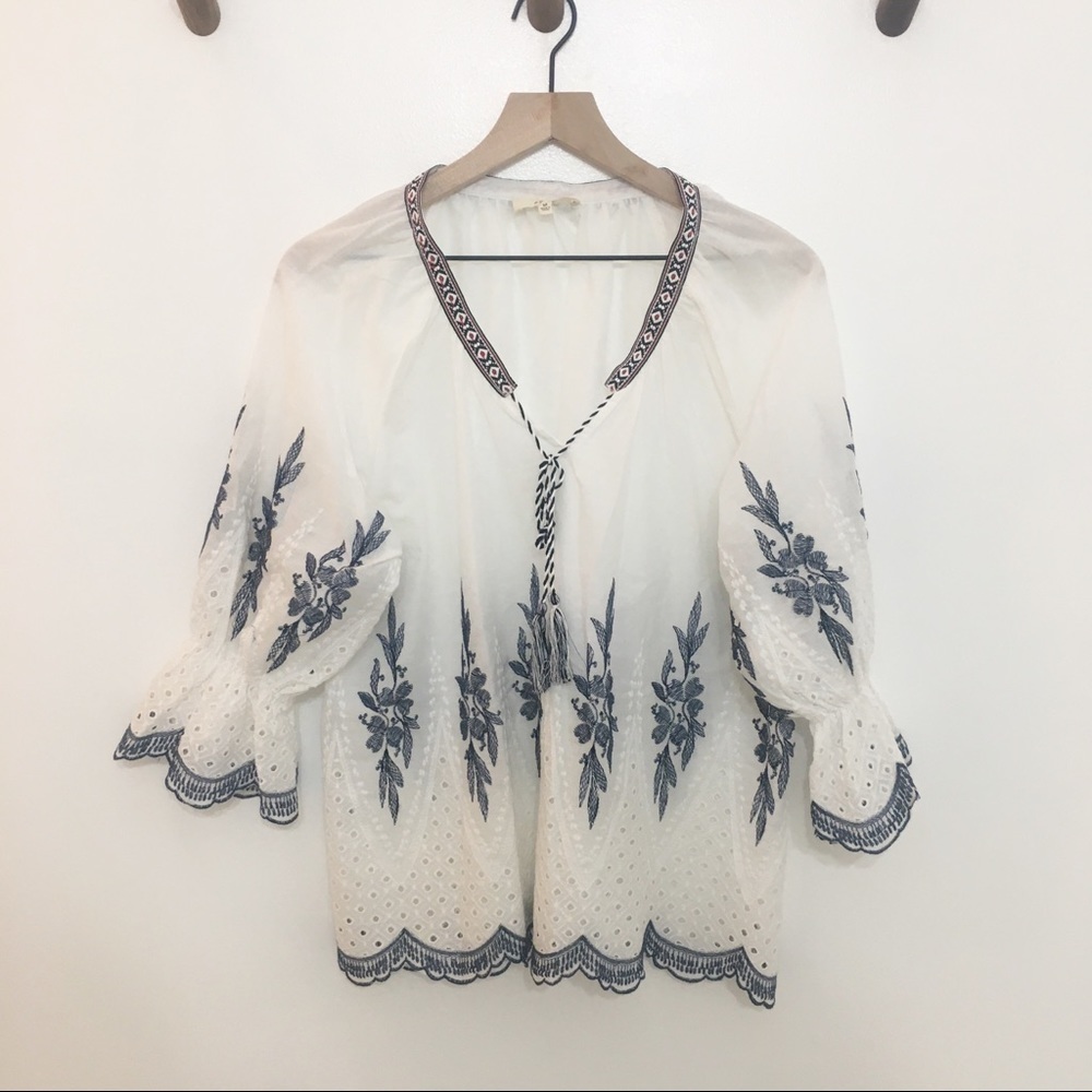Kye Mi Eyelet Embroidered Tie Neck Top Size Medium